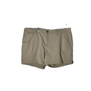 Old Navy Women's Khaki Flat Front Shorts